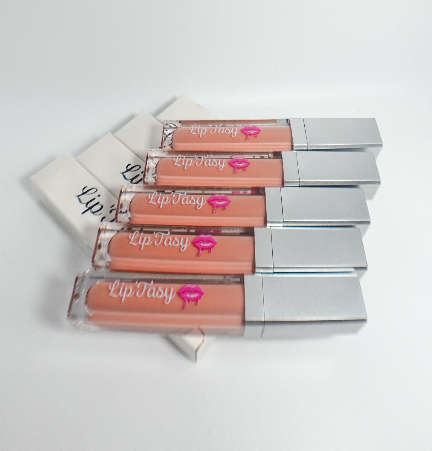 🍯 Sweet Caramel – Light Nude Cream Gloss (Mirror + Light)